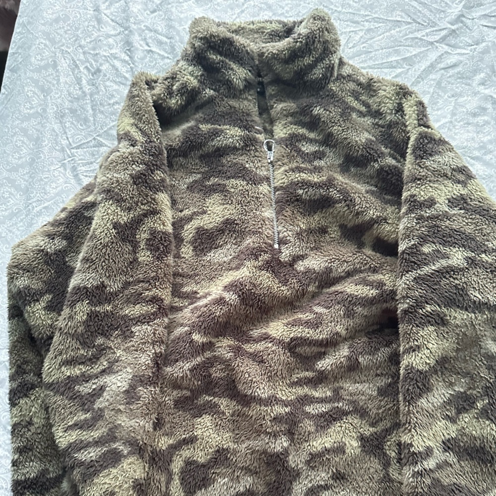 Army Express Cloth Sweater